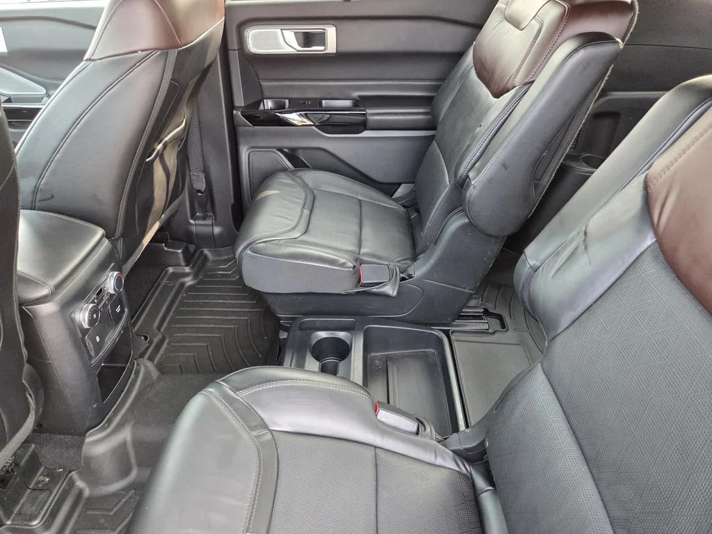 Used 2021 Gray Metallic Ford Platinum image 29