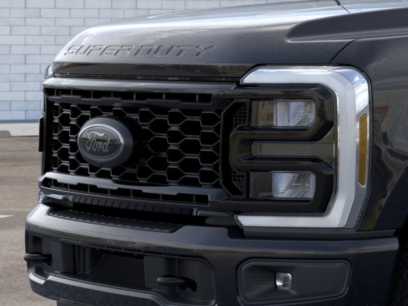 New 2026 Agate Black Metallic Ford XLT image 17