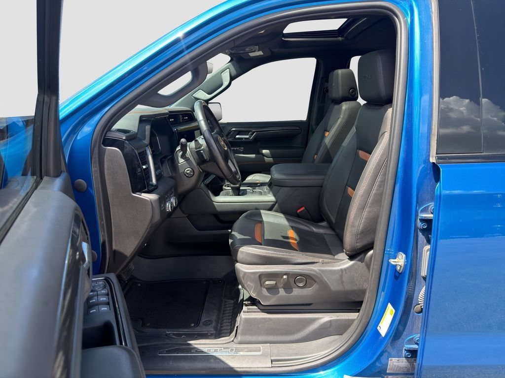 Used 2023 Dynamic Blue Metallic GMC AT4 image 25