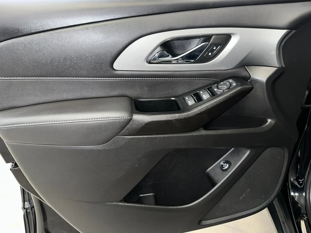 2023 Chevrolet Traverse 1LT - Photo 7