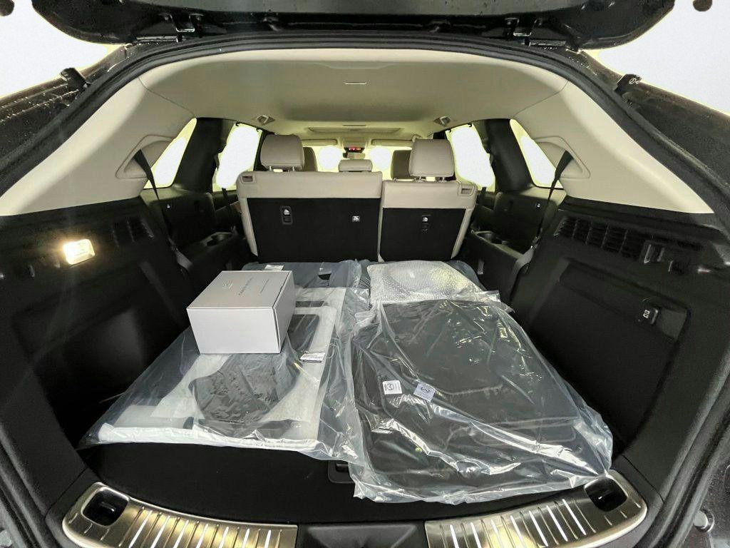 2026 Mazda CX-90 Preferred Package - Photo 27
