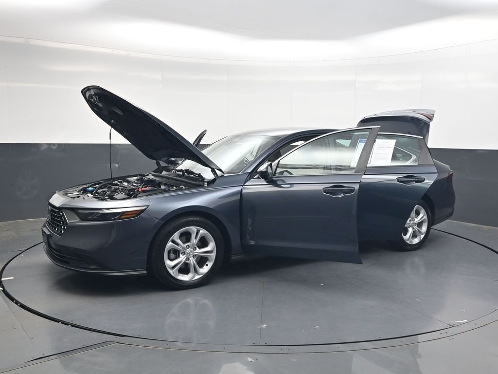 Used 2024  Honda LX image 38