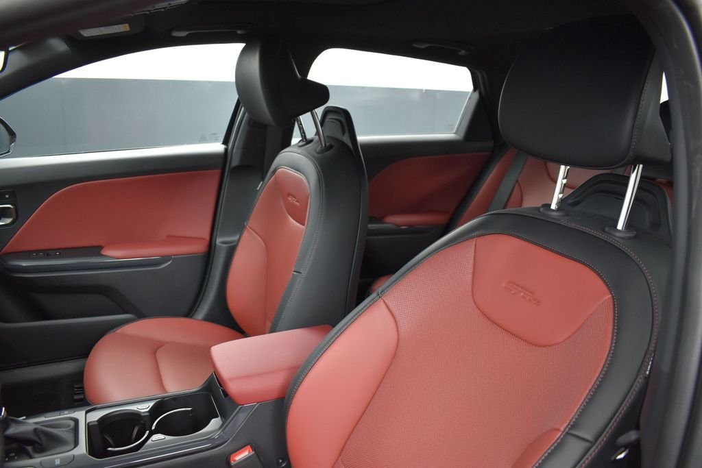 New 2026 Interstellar Gray Kia GT-Line image 9