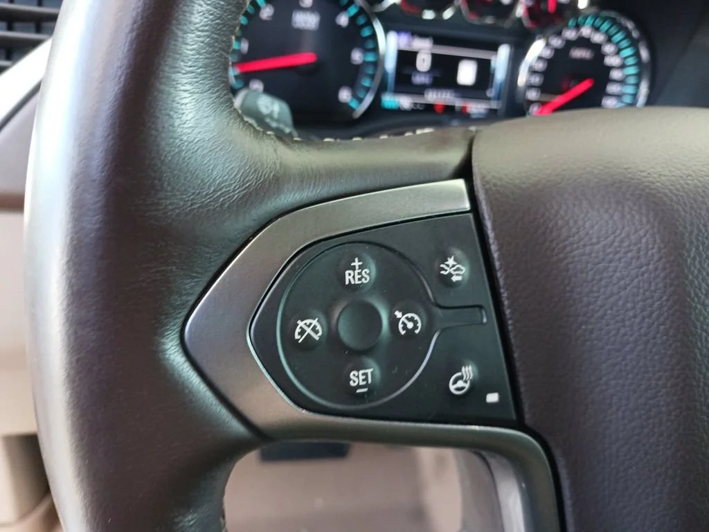 Used 2017 CHAMPAGNE SILVER METALLIC Chevrolet Premier image 34