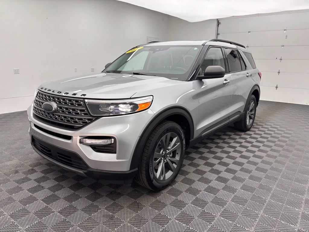 Used 2021 Silver Ford XLT image 14