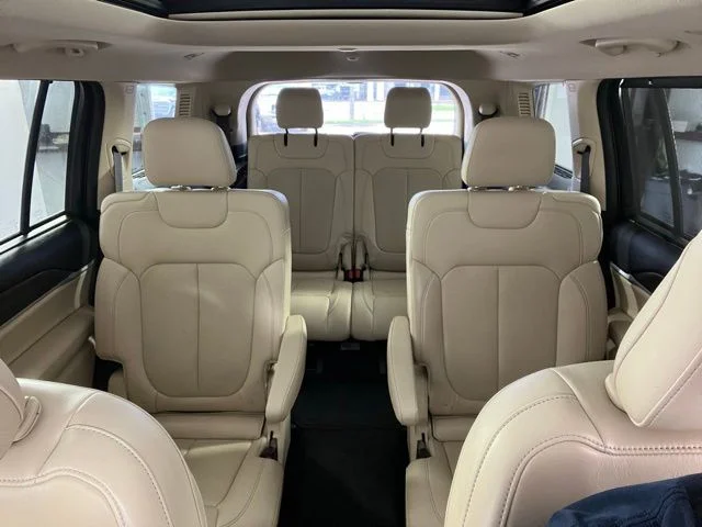 Used 2022 Red Jeep Limited image 33