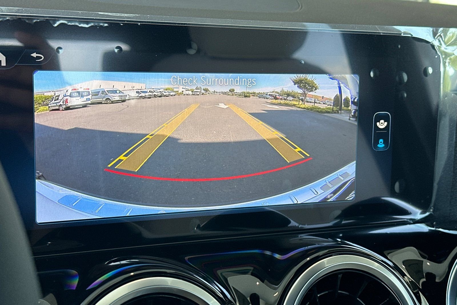 New 2026 White Mercedes-Benz GLA 250 image 19