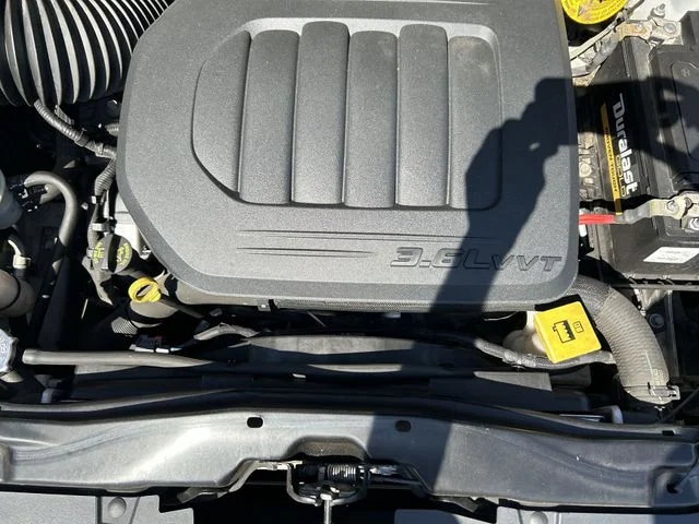 Used 2020 White Dodge SE Plus image 29