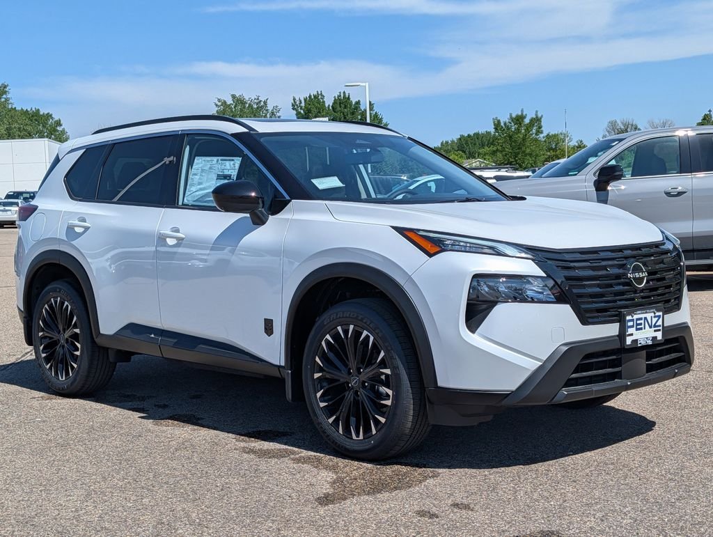 2026 Nissan Rogue Dark Armor AWD's photo