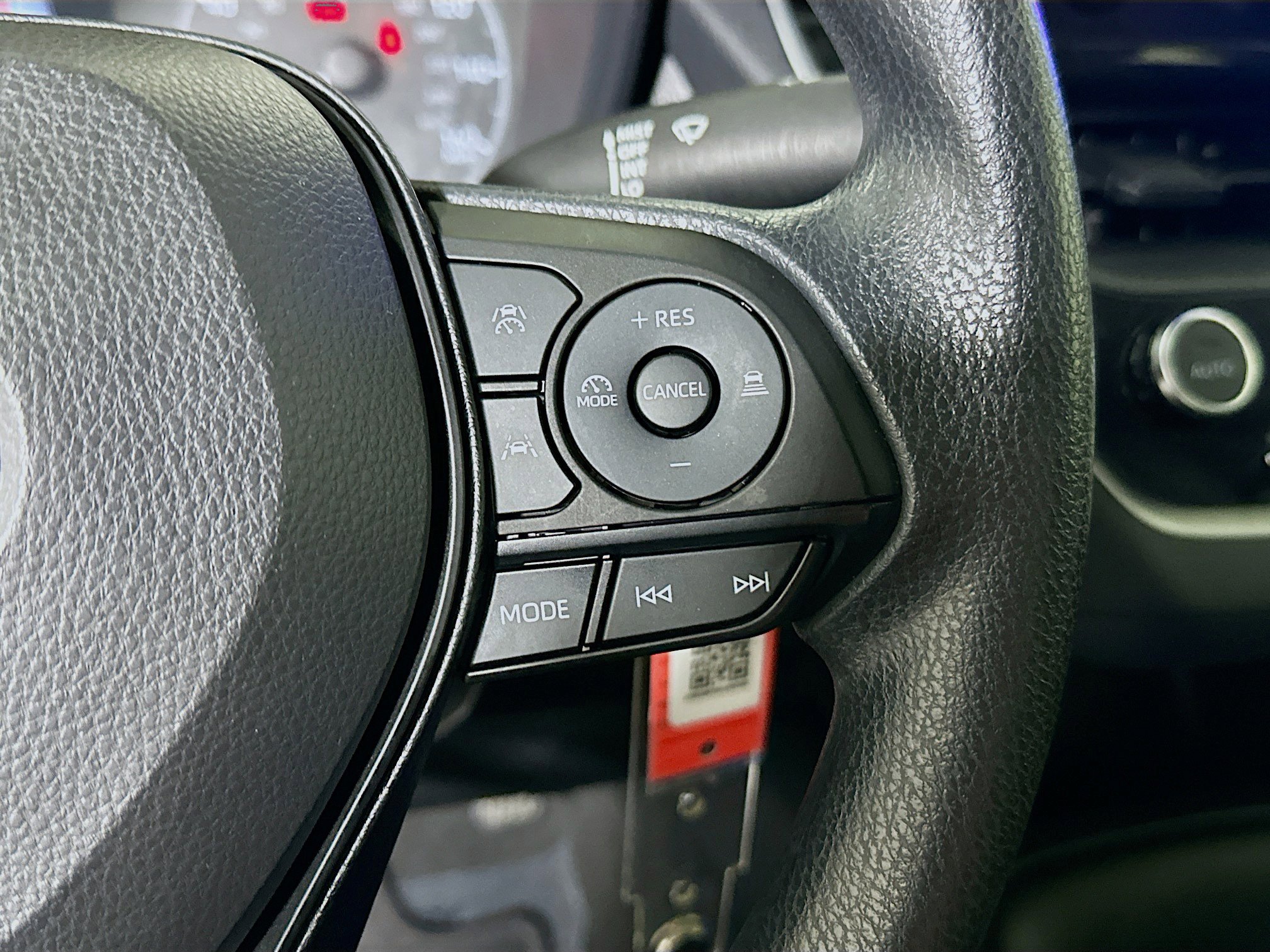 Used 2025 Celestite Toyota Hybrid LE image 17
