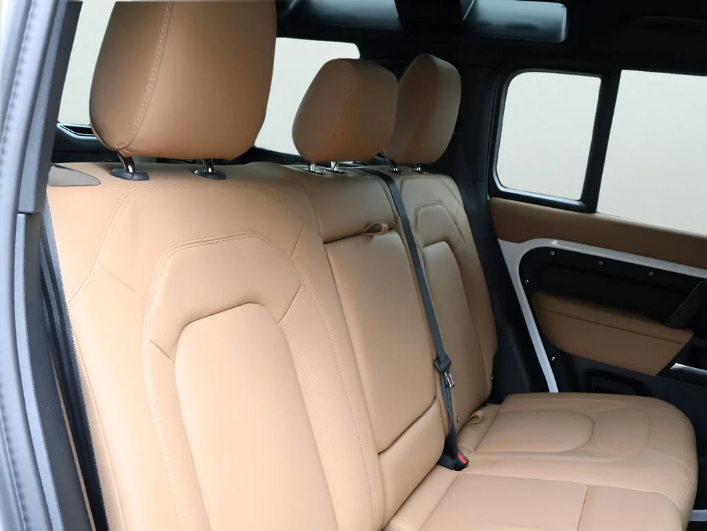 New 2026 Fuji White Land Rover S image 12