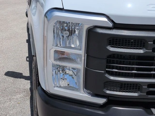 New 2026 Oxford White Ford F-350® XL image 10