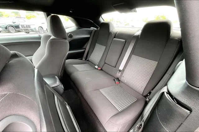 2023 Dodge Challenger R/T - Photo 18