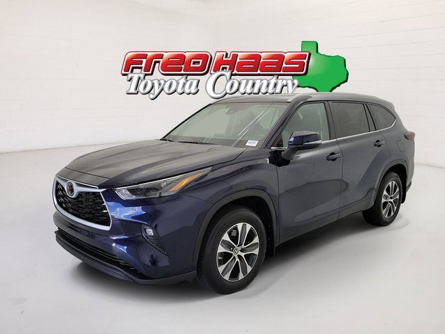 2026 Toyota Highlander XLE
