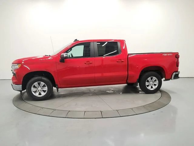 Used 2025 Red Hot Chevrolet LT image 4