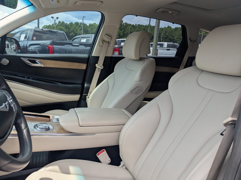 Used 2024 Makalu Gray Genesis 3.5T AWD image 14