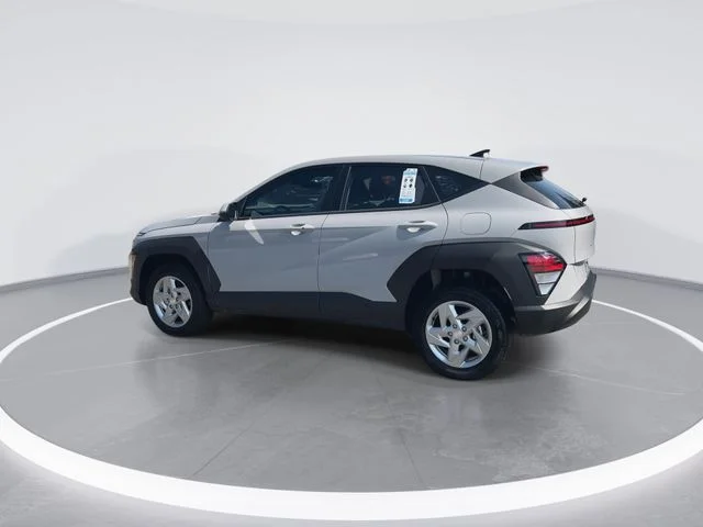 Used 2026 Gray Hyundai SE image 6