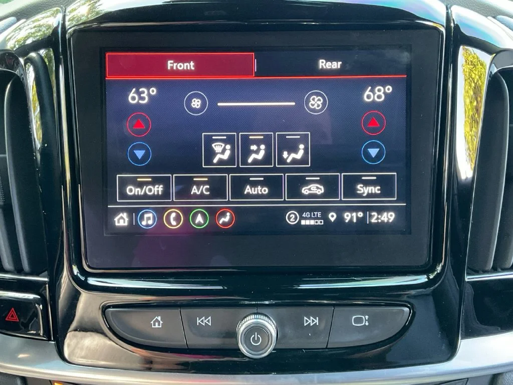 Used 2022 Beige Chevrolet Premier image 25