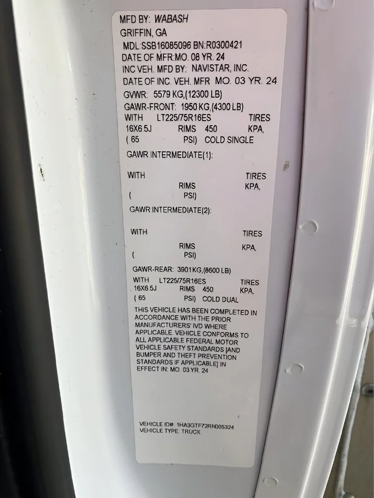 Used 2024 White Chevrolet Work Van image 45