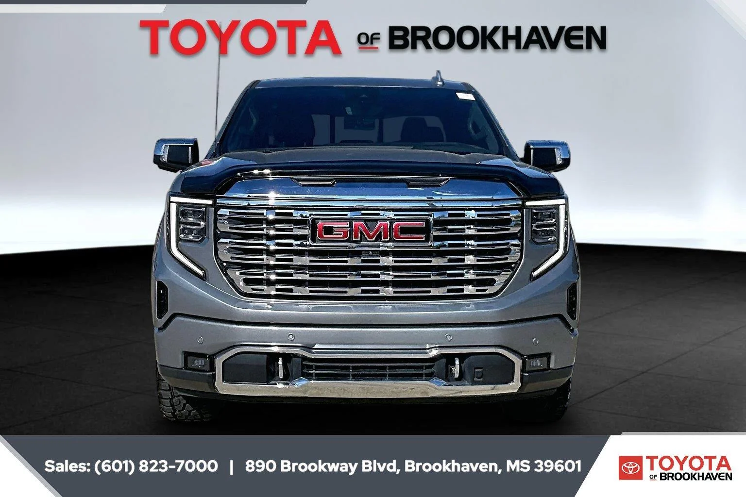 Used 2023 Sterling Metallic GMC Denali image 3