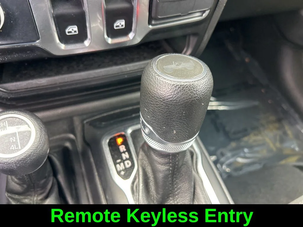 Used 2023 Yellow Jeep Sport S image 15