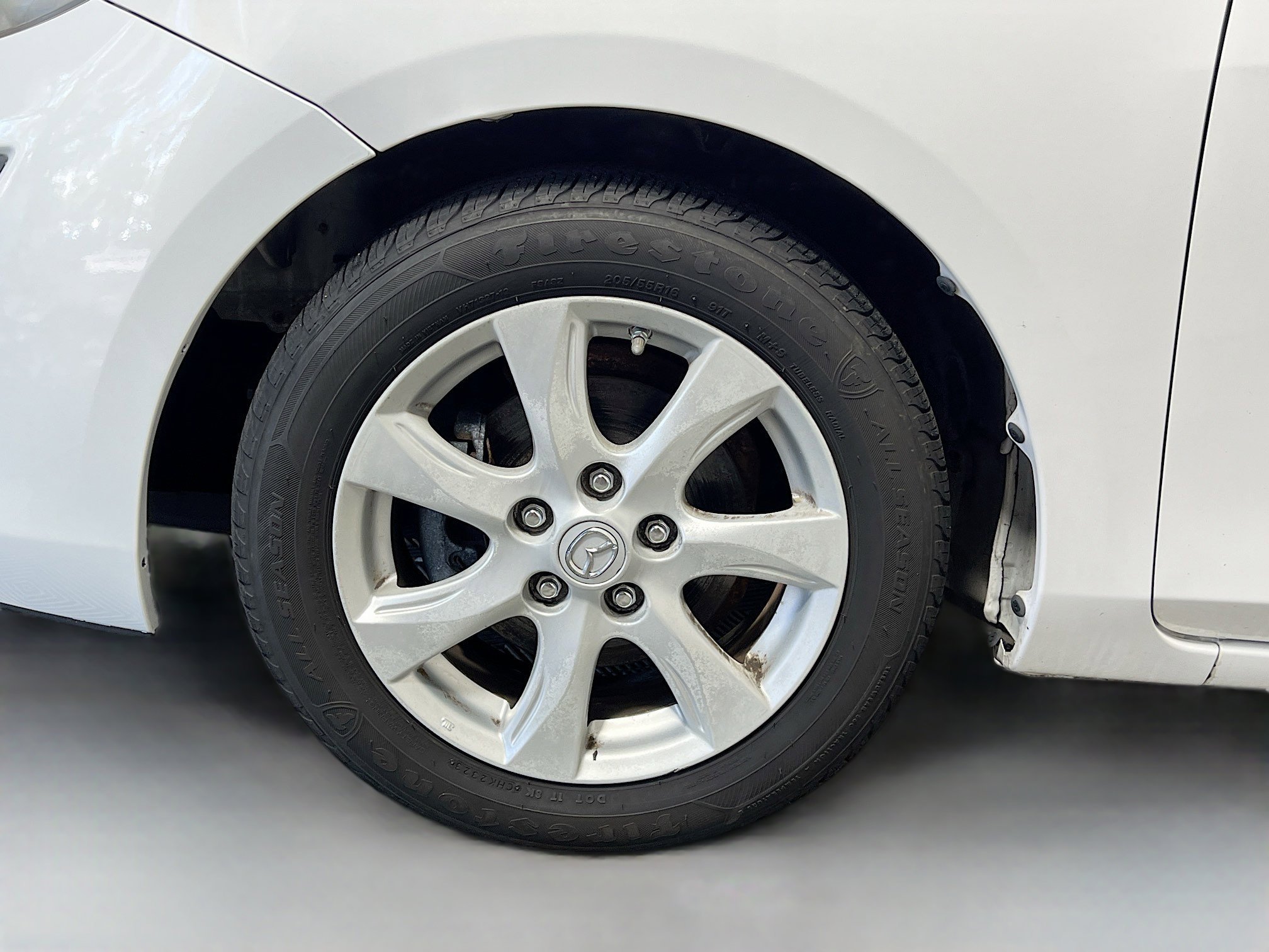 Used 2011 Crystal White Pearl Mica Mazda i Touring image 10