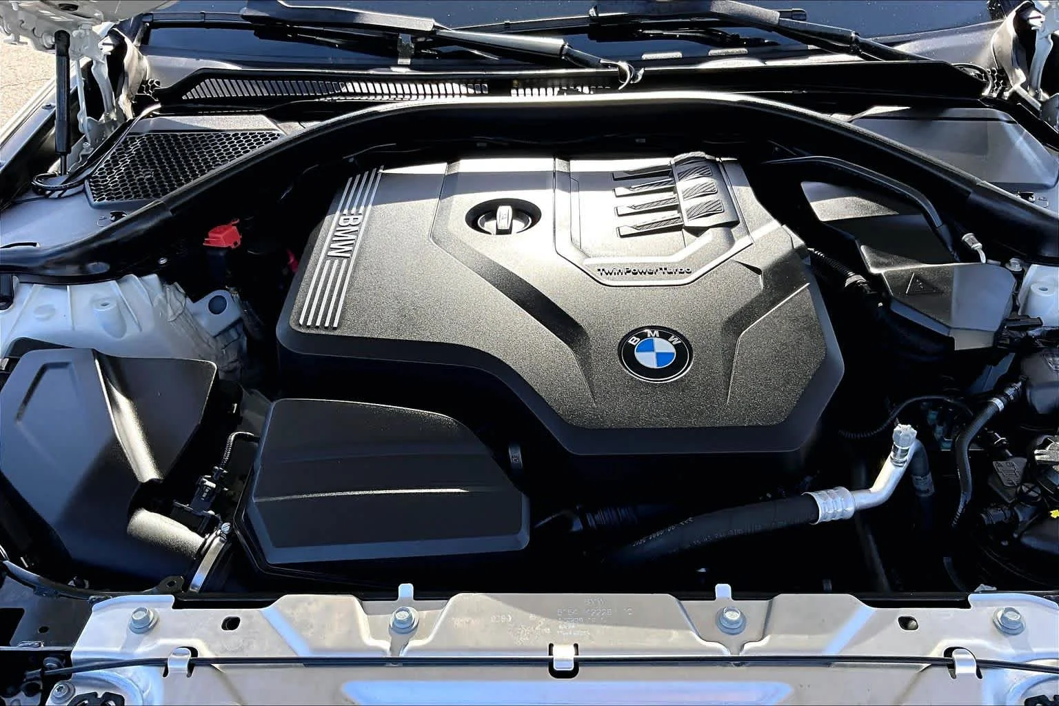 Used 2019 Alpine White BMW 330i image 30