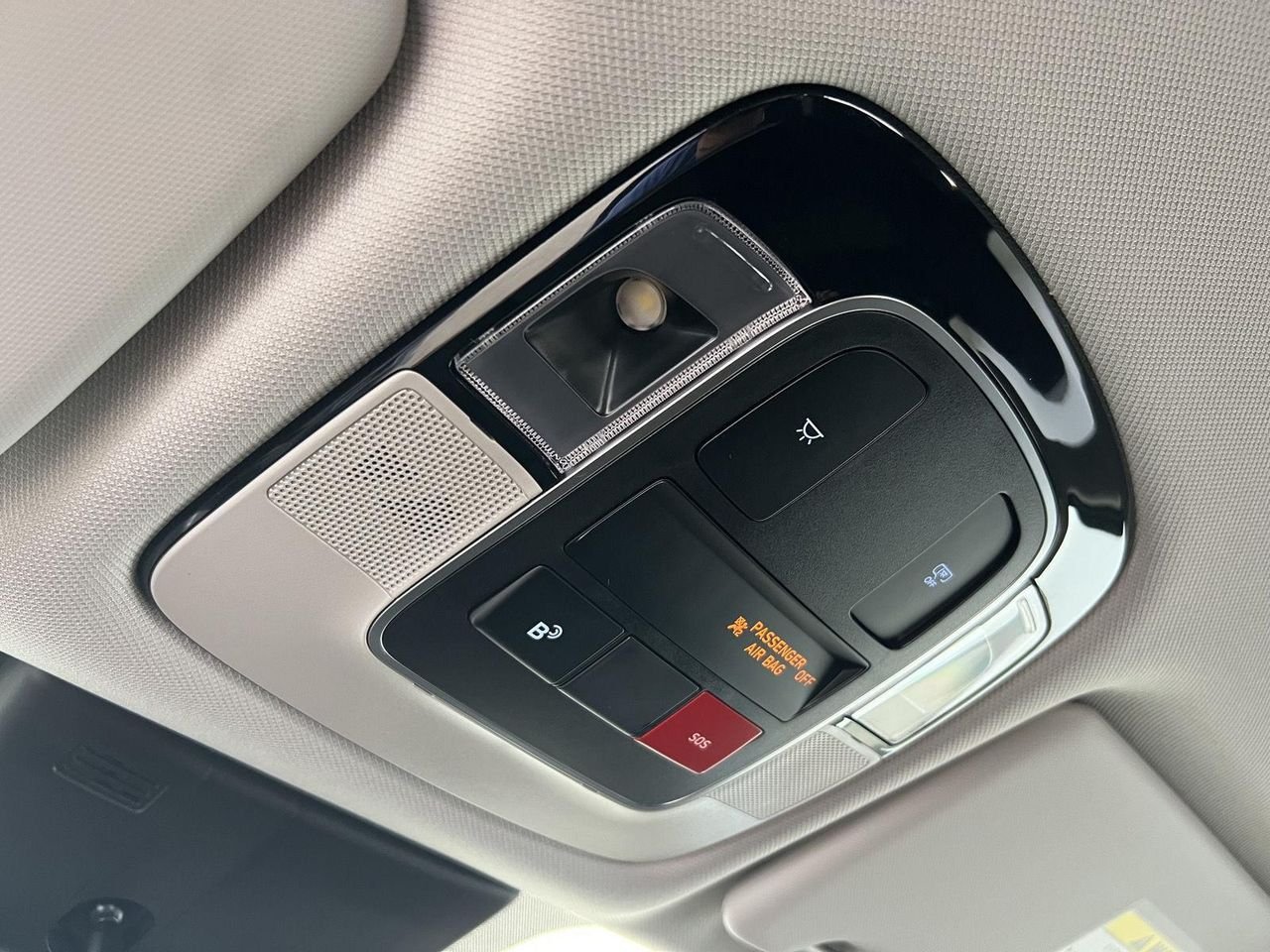 New 2026 Amazon Gray Hyundai SEL AWD image 48