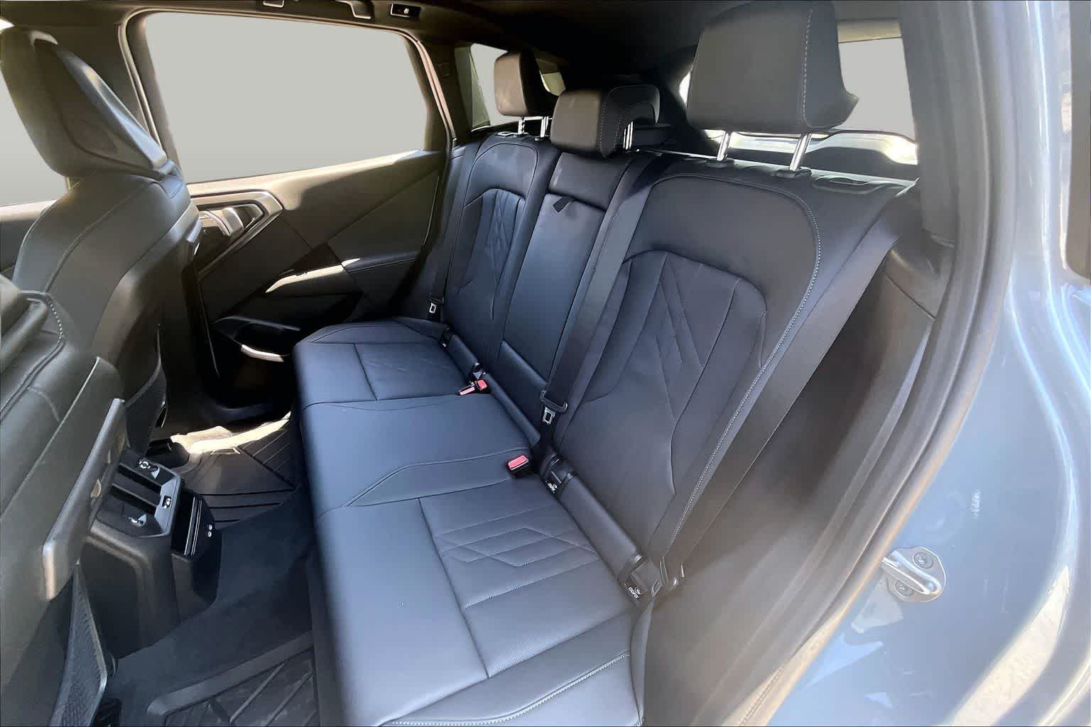 2026 BMW X3 30 - Photo 18