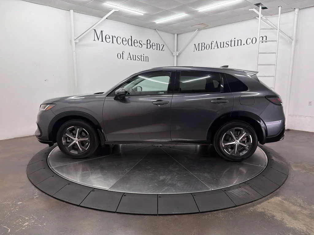 Used 2023 Gray Honda EX-L image 4