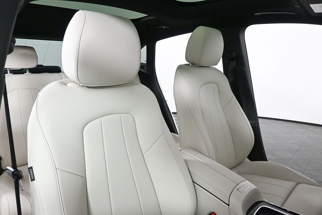 New 2026 Polar White Mercedes-Benz GLA 250 image 22