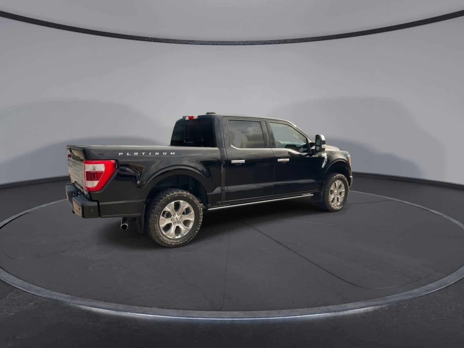 Used 2022 Agate Black Metallic Ford Platinum image 8