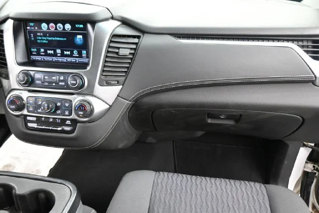 Used 2017 White Chevrolet LS image 42