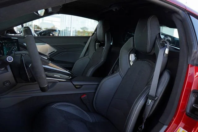 2025 Chevrolet Corvette 3LZ - Photo 28