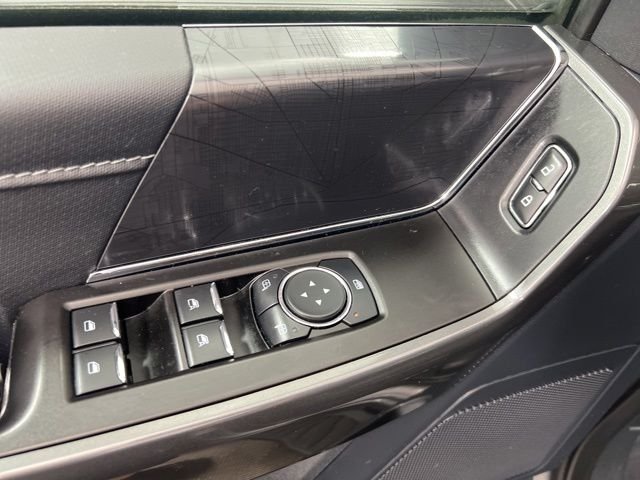 Used 2023 Gray Ford XLT image 12
