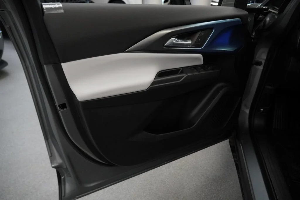 New 2026 Sterling Gray Metallic Chevrolet LT image 20