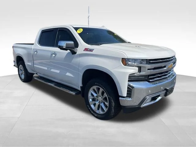 Used 2019 IRIDESCENT PEARL TRICOAT Chevrolet LTZ image 3