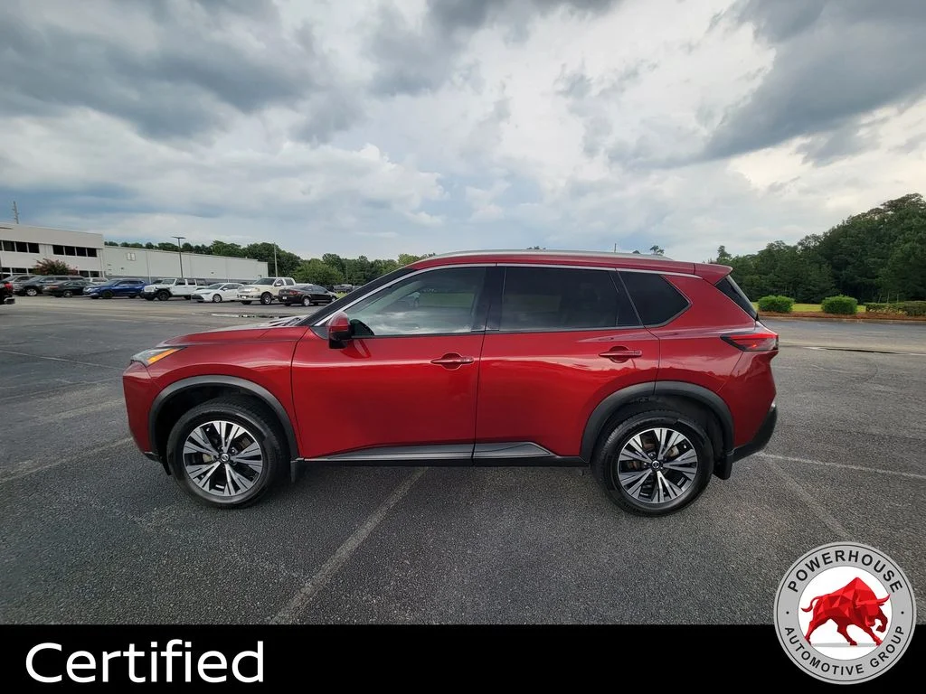 Used 2021 Red Nissan SV image 2