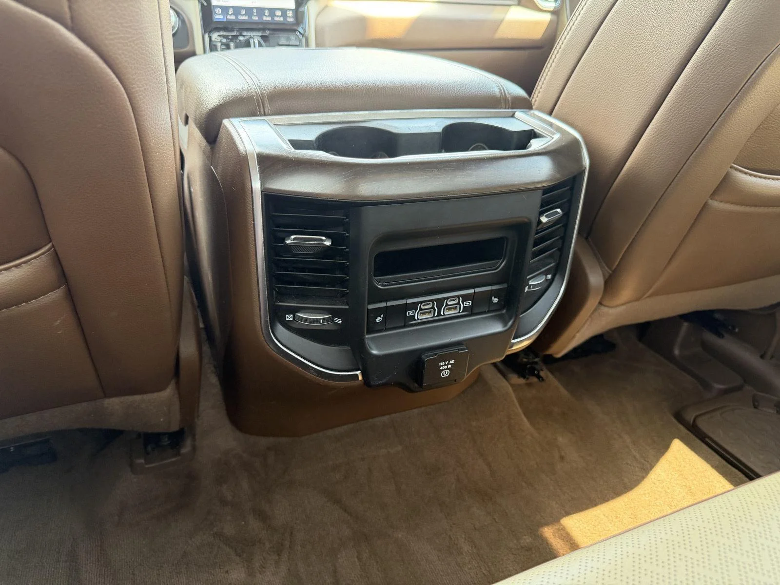 Used 2022 Diamond Black Crystal Pearlcoat Ram Laramie image 9
