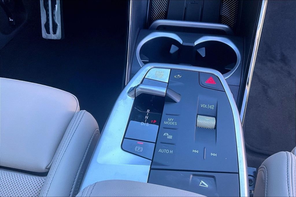 2025 BMW X1 M35i - Photo 18