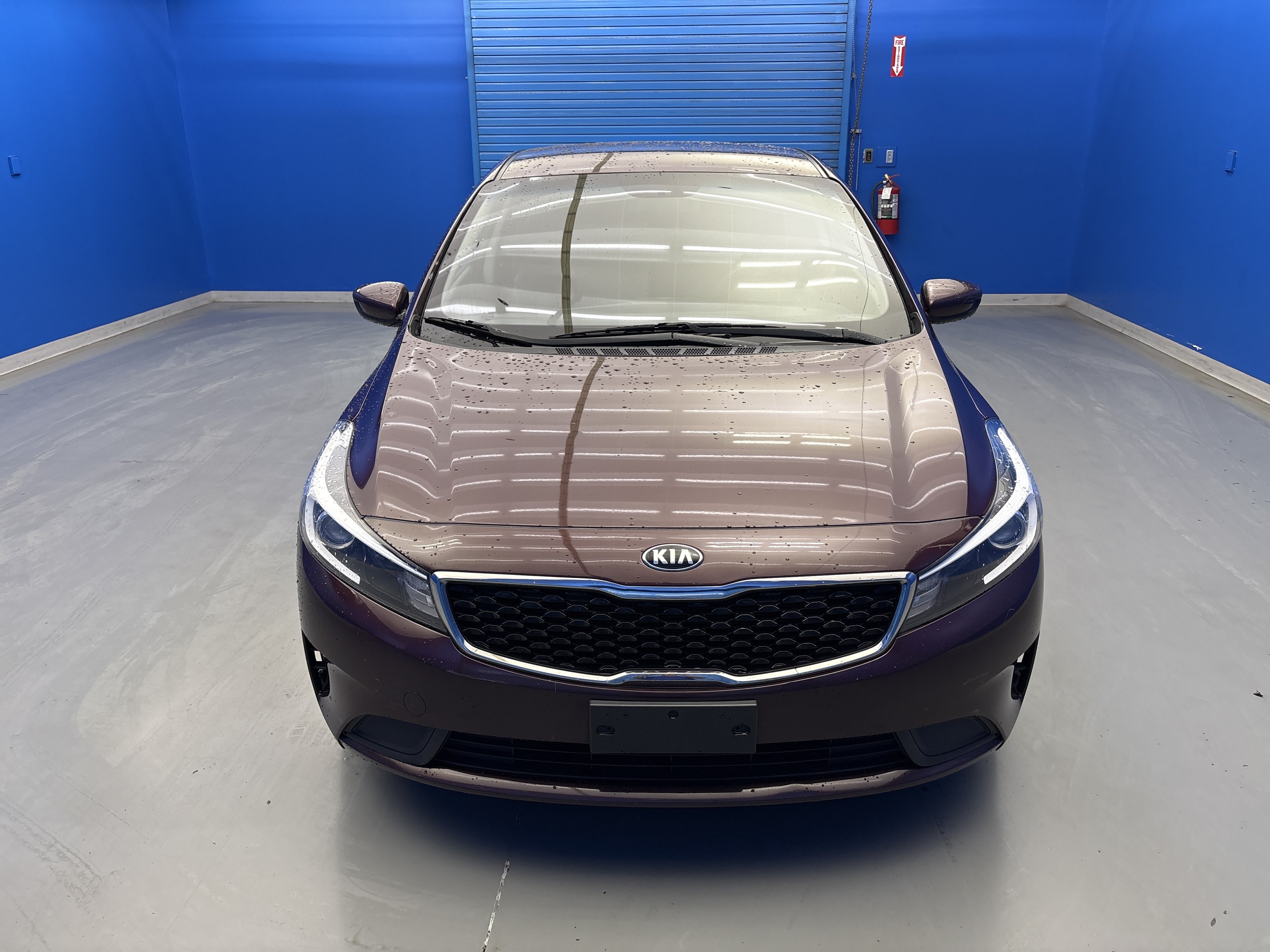 Used 2017 Red Kia LX image 3