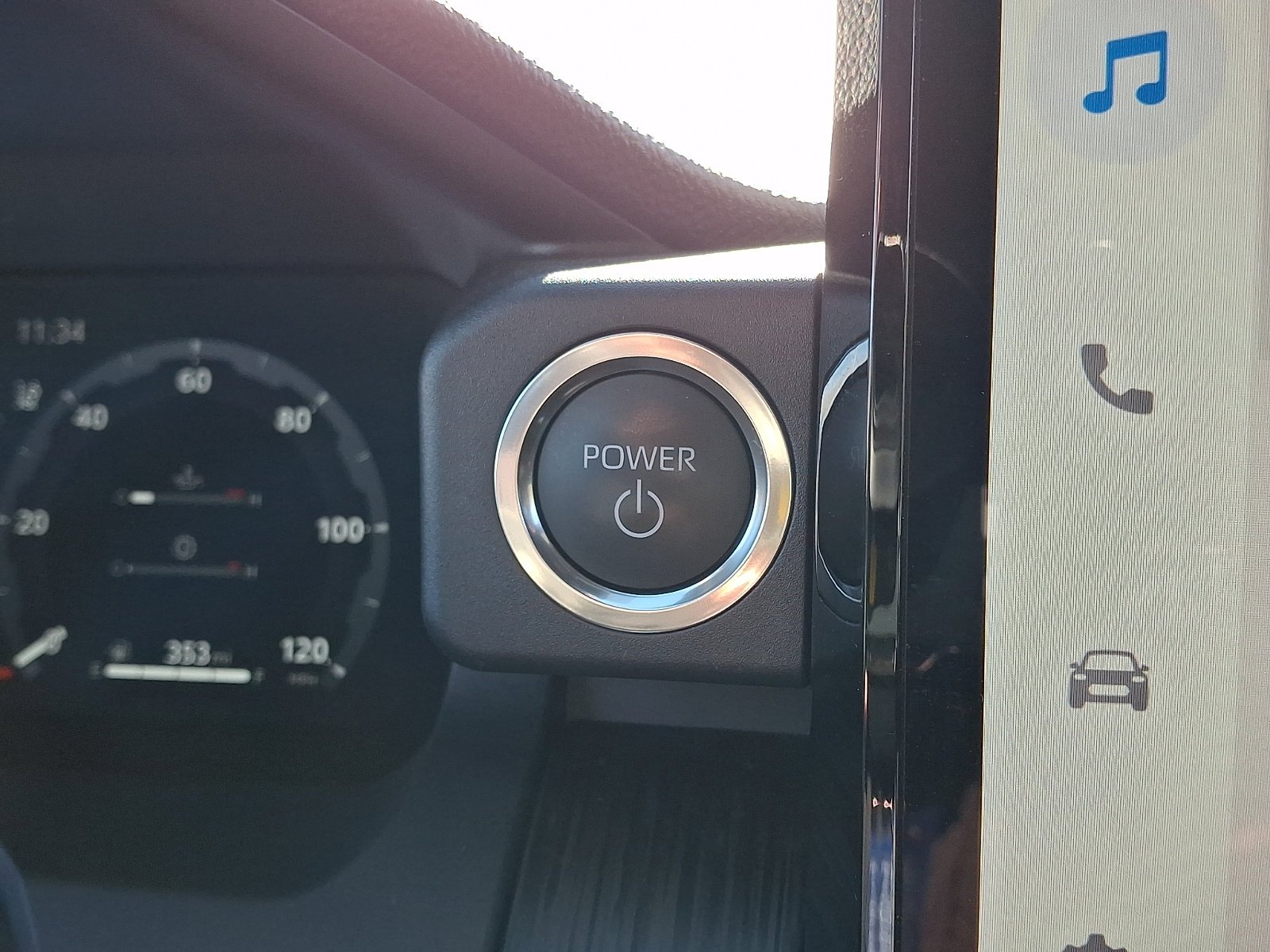 Certified Used 2025 HERITAGE BLUE Toyota Hybrid Platinum image 27