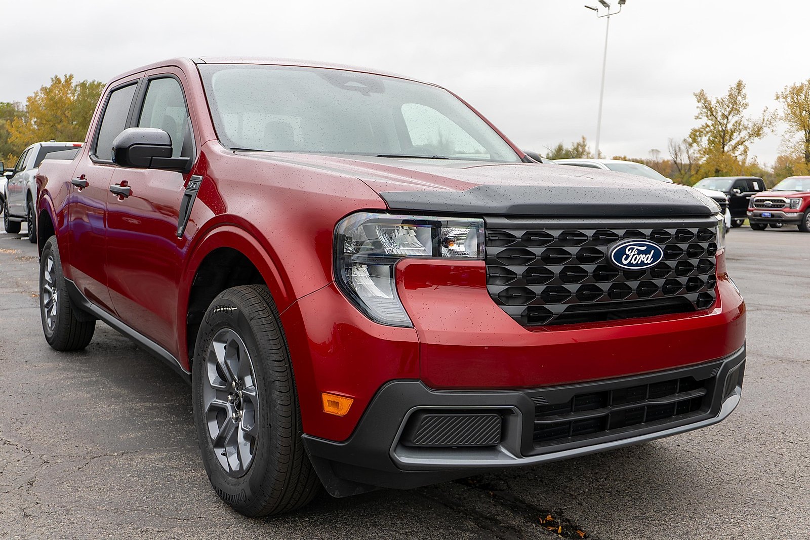 New 2026 Ruby Red Metallic Tinted Clearcoat Ford XLT image 4