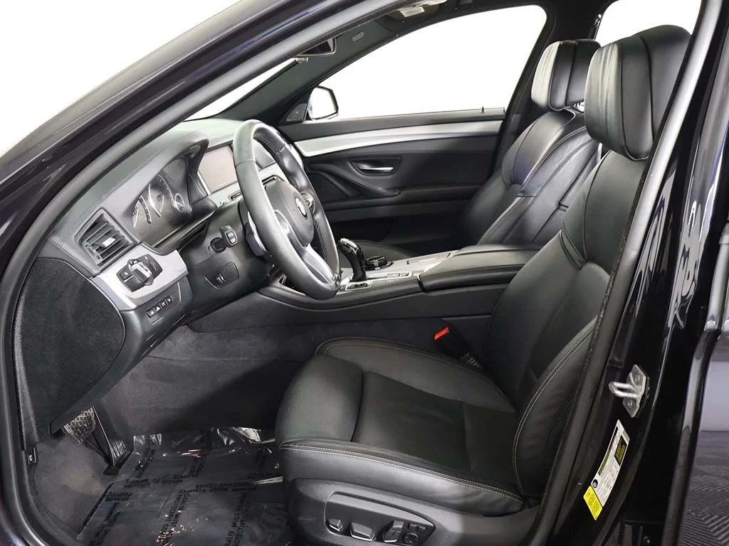 Used 2015 Carbon Black Metallic BMW 550i image 30