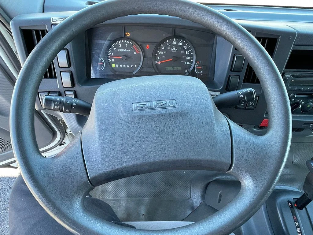Used 2021 White Isuzu  image 29