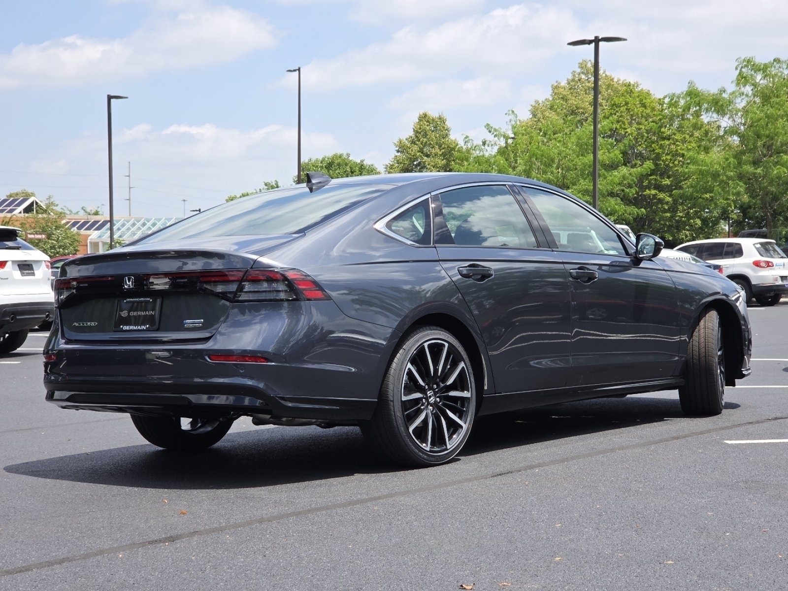 New 2026 Meteorite Gray Metallic Honda Touring image 23