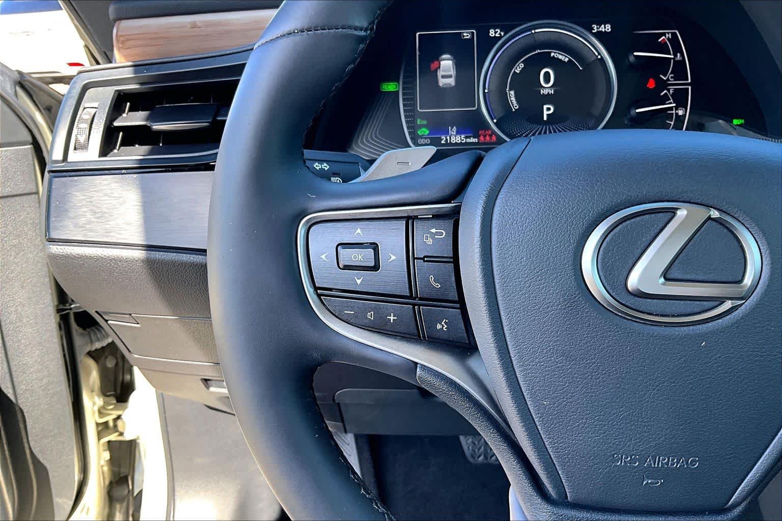 Used 2023 Moonbeam Beige Metallic Lexus  image 22