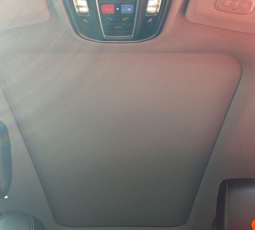 Used 2021 Rocky Mountain Pearlcoat Jeep Limited image 12