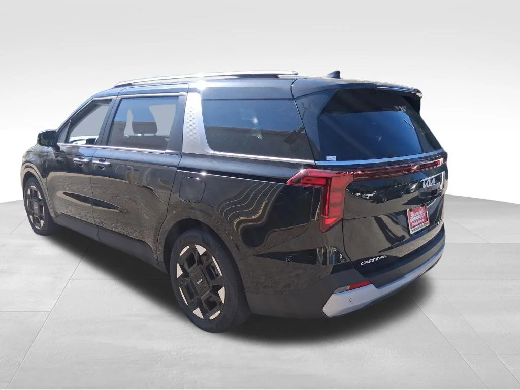 Used 2026 Black Kia EX image 9
