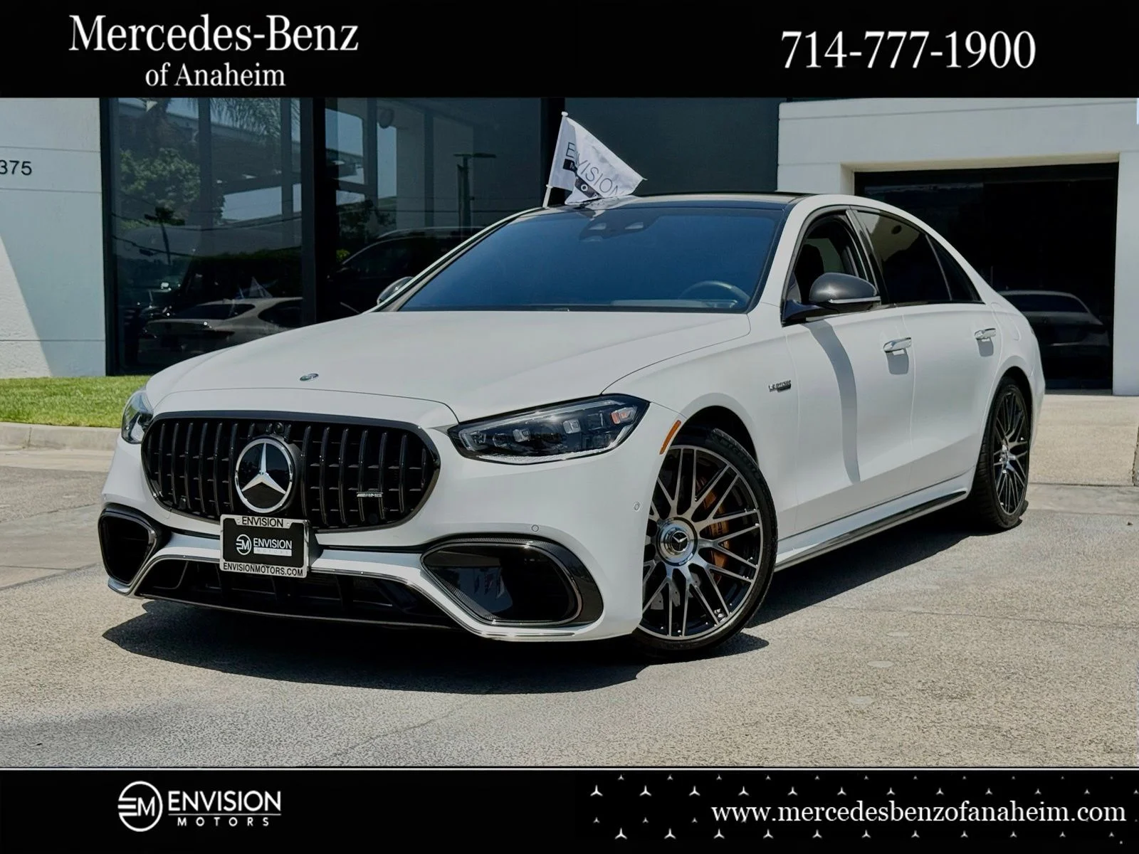 2024 Mercedes-Benz S-Class S 63 E-Performance's photo